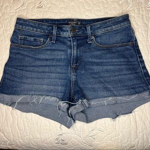 Abercrombie & Fitch Harper Low Rise Jean Short, Size 26/2